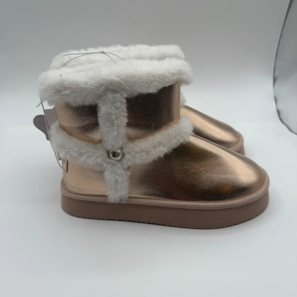 Juicy Couture‎ Rose Gold Faux Fur Boot Womens Size 8 Ankle WInter Boot Y2K NEW